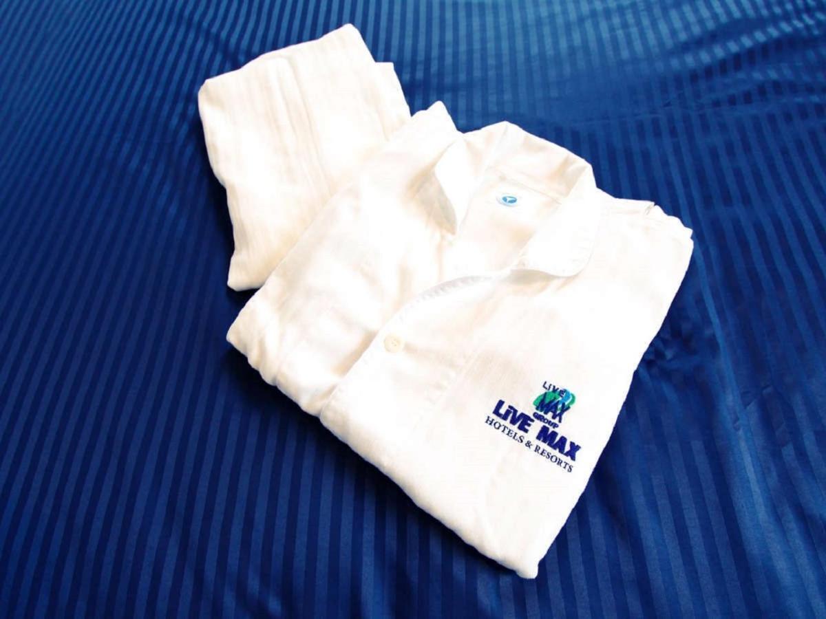 Hotel Livemax Nishinomiya Esterno foto